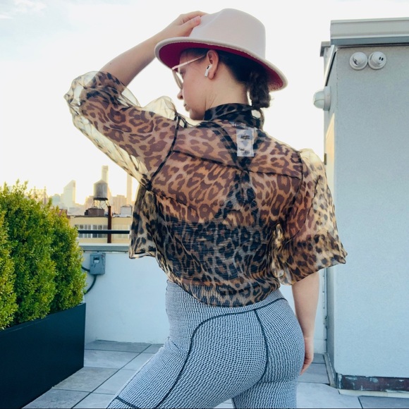Zara Transparent Leopard Puff Sleeve Crop Blouse - Picture 3 of 16